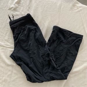 Lululemon Dance Studio Pant - Black - sz 8